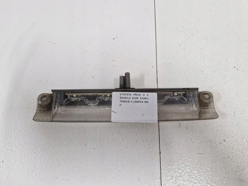 фото №5, Toyota prius iii 3 свет стоп стоп-сигнал третий 3 лампа