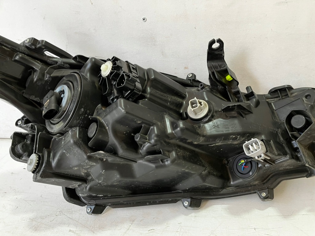 фото №13, Corolla e21 sedan лампа перед ліва звичайна led