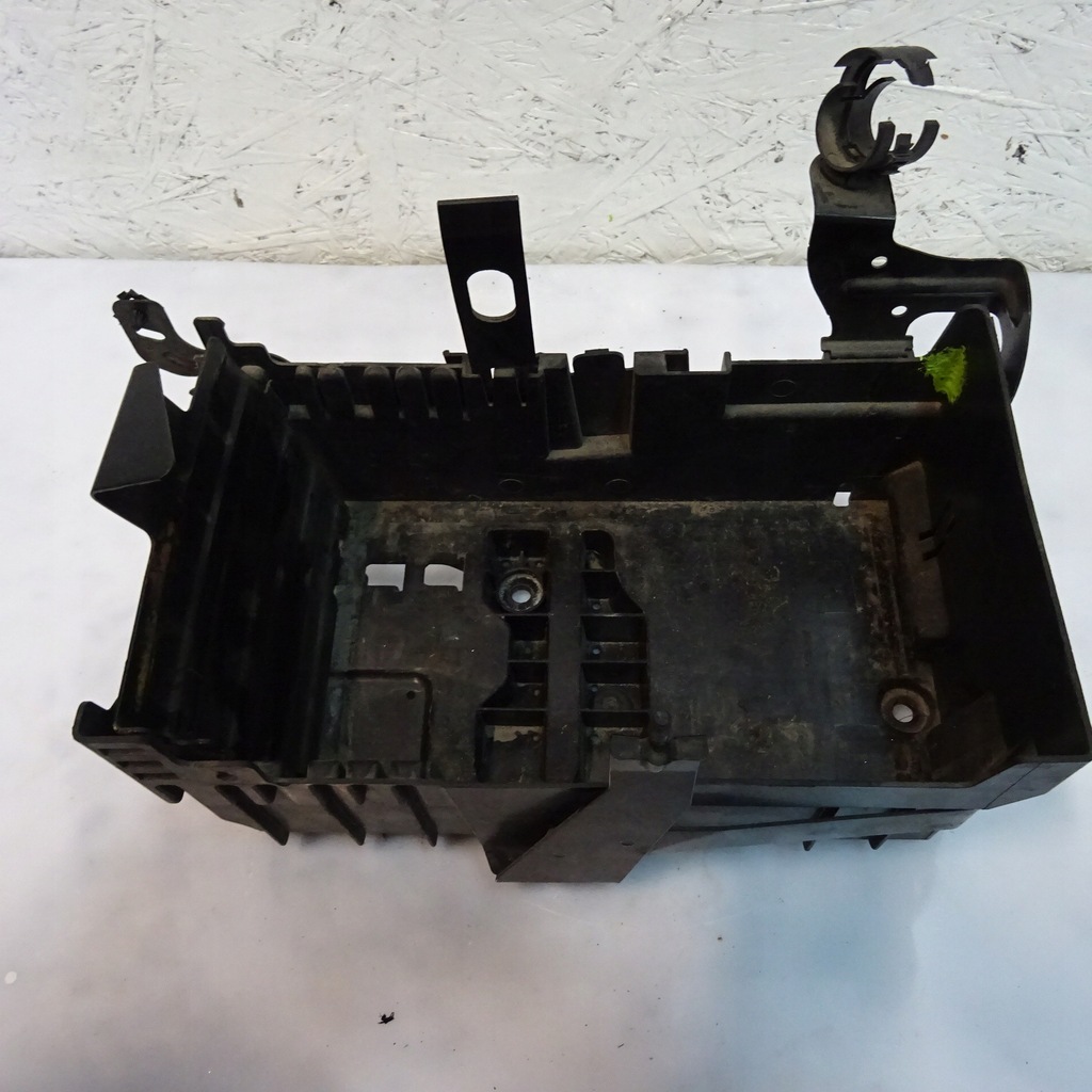 фото №1, Opel astra j основание аккумулятор 13346249