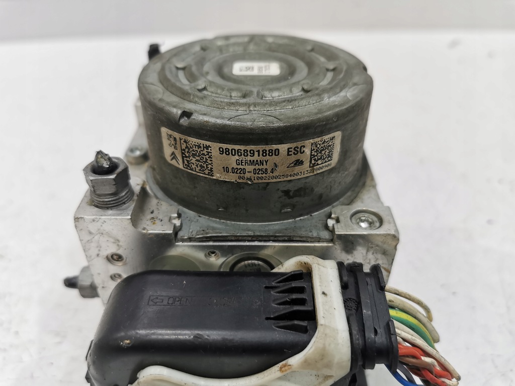 фото №8, Насос abs citroen c3 ii 2 ds3 c3 picasso 9806891880 10.0915-1187.3