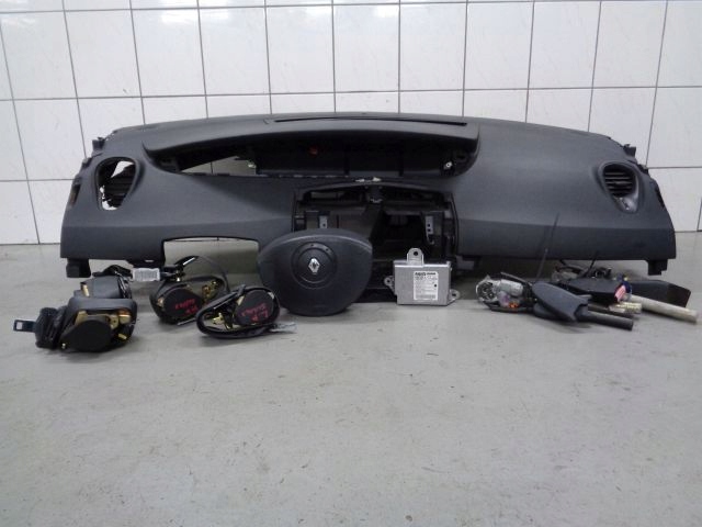 фото №1, Scenic ii 06 консоль подушки безопасности ремни блок управления