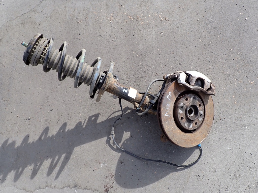 фото №1, Амортизатор mcperson поворотный кулак правый перед citroen ds3