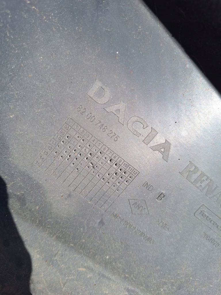 фото №7, Бампер перед передній dacia logan lift 2008-12r