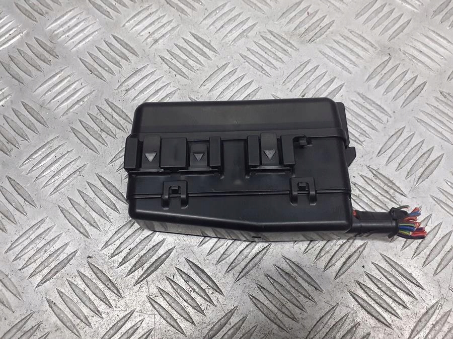 фото №1, Коробка запобіжників mazda 2 dy 1.4