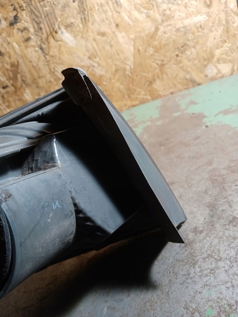 фото №7, Лампа правая правый задняя задняя mazda 6 combi lift