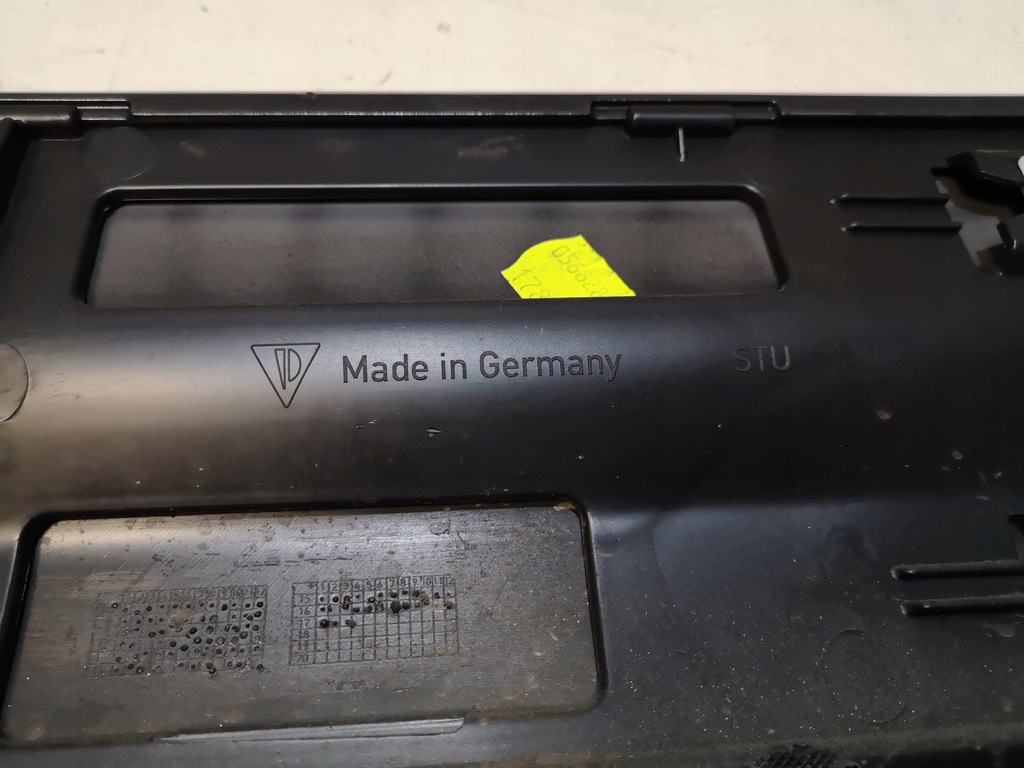 фото №9, Молдинг дверь правый перед porsche cayenne 7p5