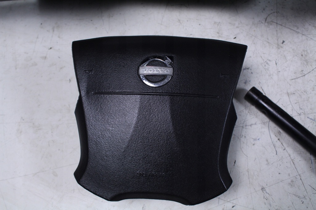 фото №7, Приборная панель консоль ремни подушка kpl. volvo xc70 07r.