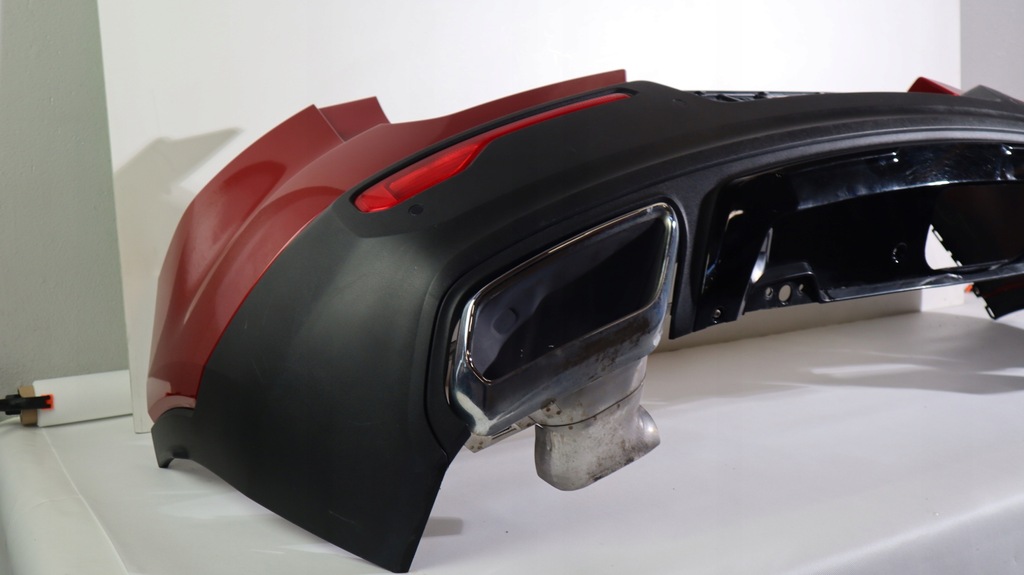 фото №9, Volvo xc40 r-design бампер задня 725