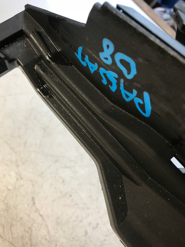 фото №10, Туннель средний преобразователь 230v passat b8