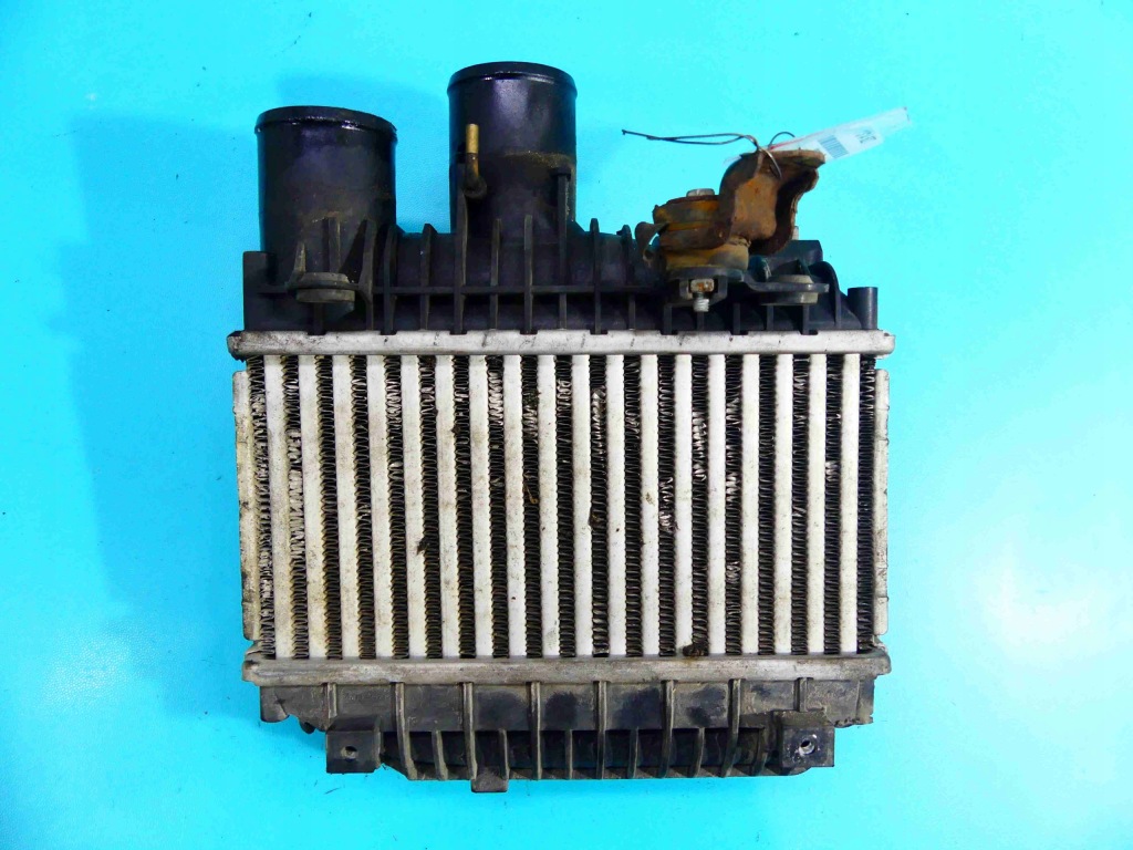 Купить Интеркулер toyota avensis 1 t22 2.0 d4d