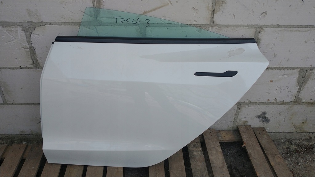 фото №1, Tesla model 3 дверь левая задние задняя
