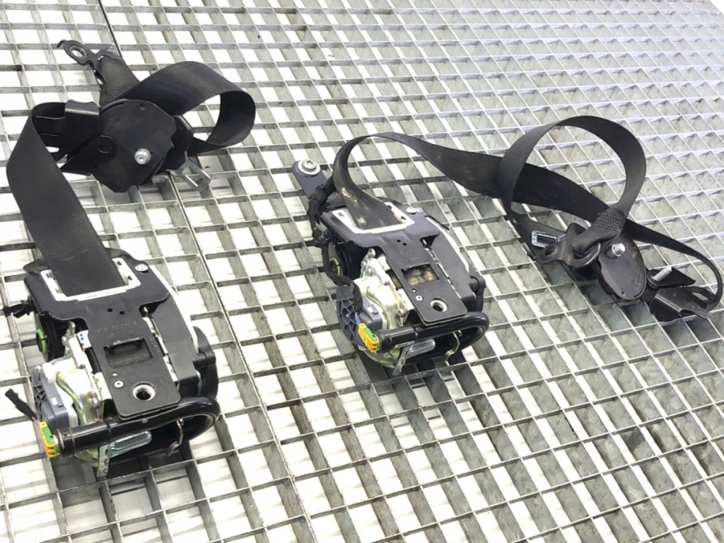 фото №16, Панель приладів подушки безпеки ремені комплект mercedes-benz e w212 1668600002 a2128603002