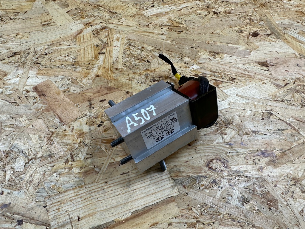 фото №7, Електроклапан клапан кондиціонера hyundai ioniq 97724-e4100