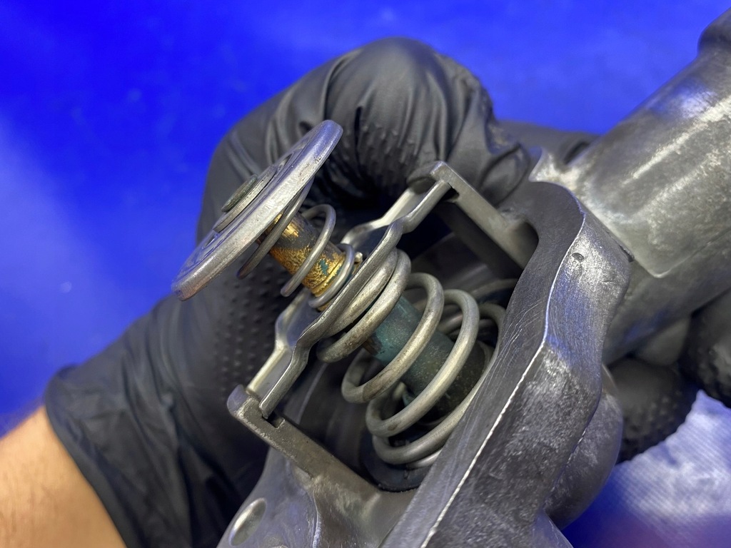 фото №9, Корпус термостата opel antara chevrolet captiva 3.2 v6 10hmc 12597257