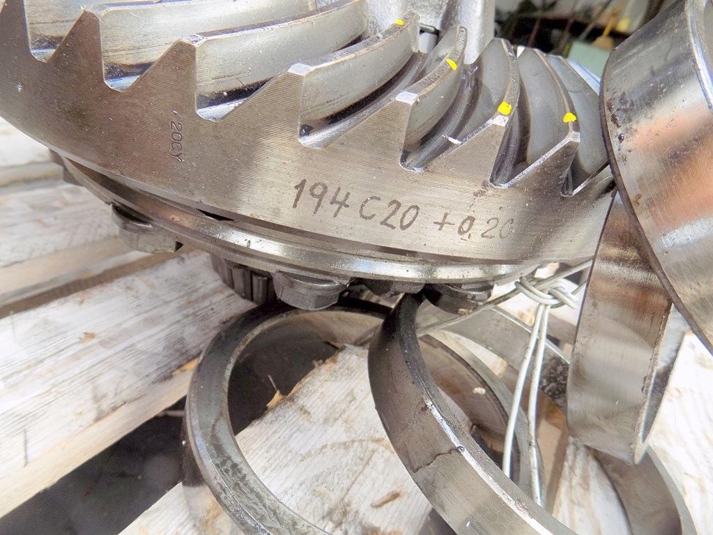 Renault midlum 150 00r головка вкладиш міст 41 зубів Київ