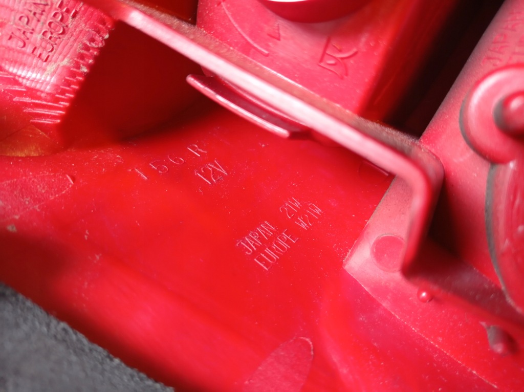 фото №13, Лампа правый задняя toyota rav4 ii хром