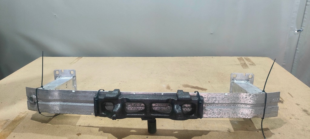 фото №1, Балка бампера перед porsche macan