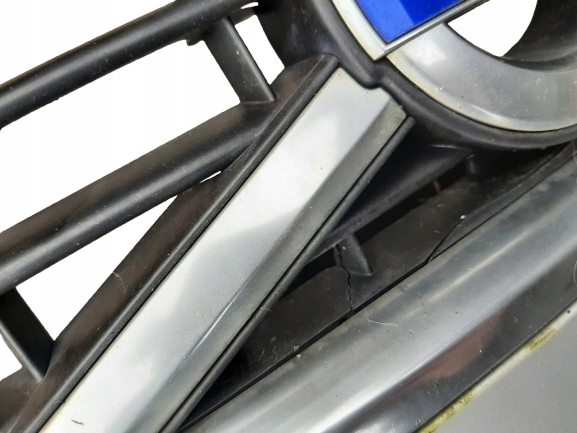 фото №14, Volvo v50 lift r-design перед капот бампер