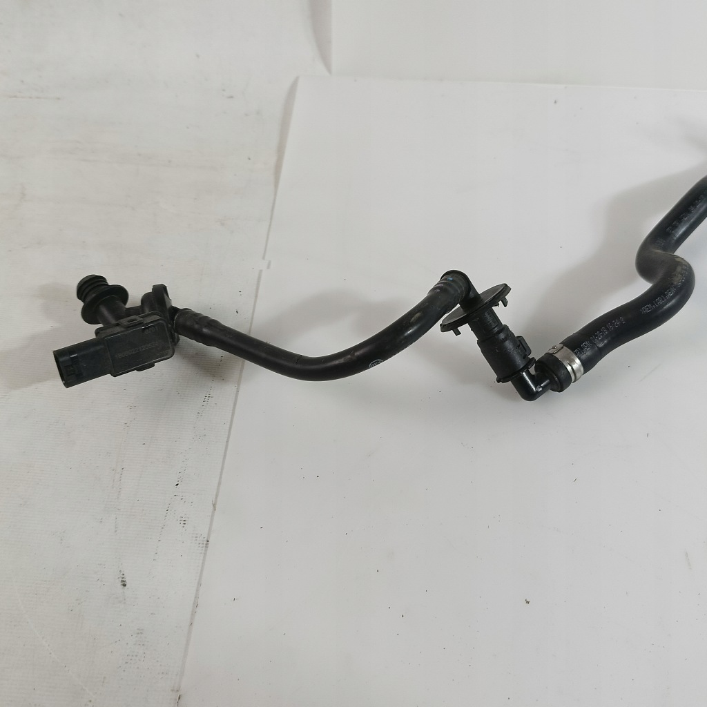 Audi a5 3.0 18- труба вакууму датчик америка 8w0611931 в Україні