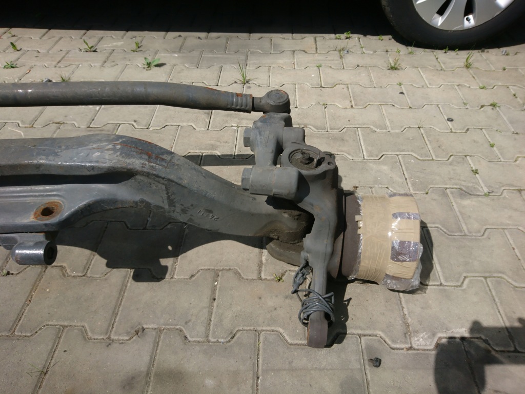 Mb actros mp4 1845 балка oś поворотний кулак ступиця перед Оригінал