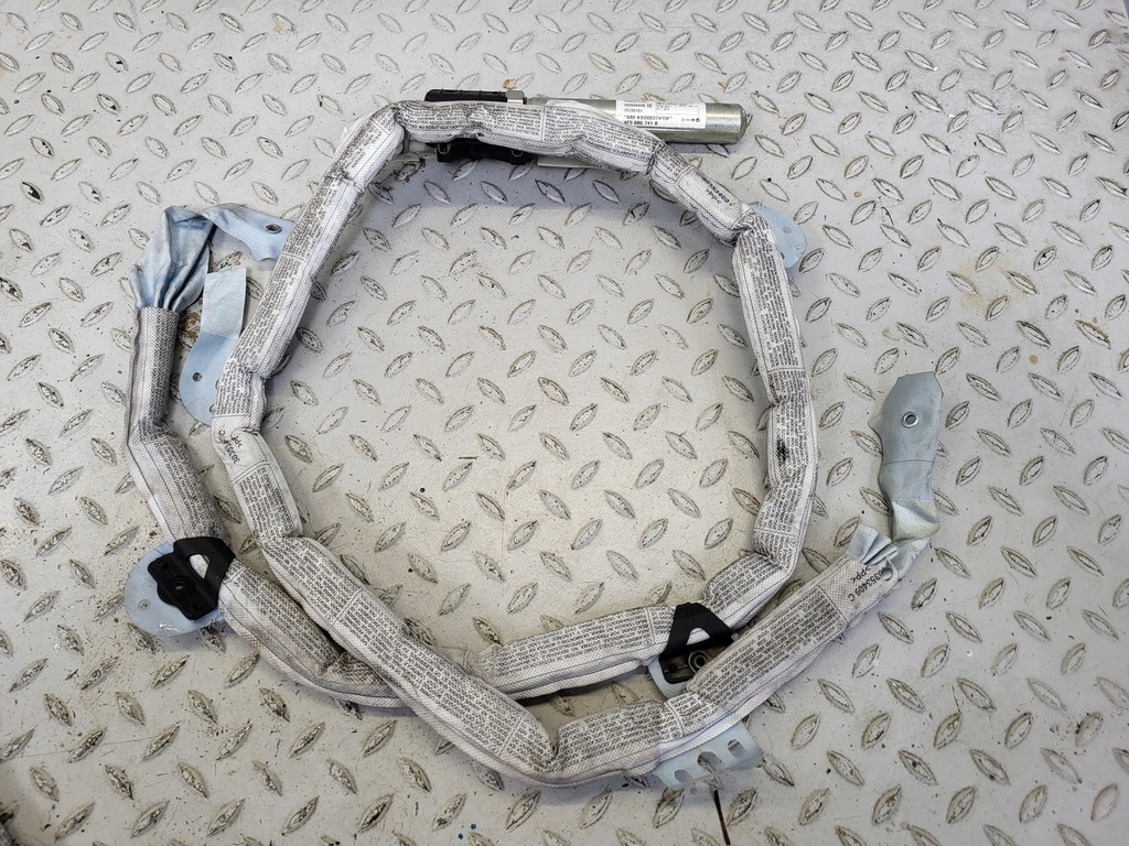 фото №1, Шторка безопасности левая audi a6 c6 sedan