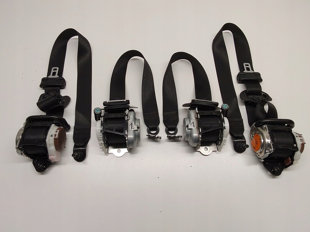 фото №1, Mercedes glb x247 ремни безопасности оригинал seat ремни 2019-