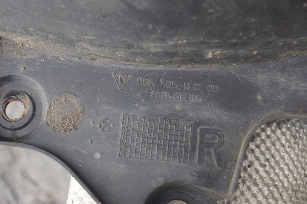 фото №7, Підкрилок правий задня porsche boxster 986 98650583200