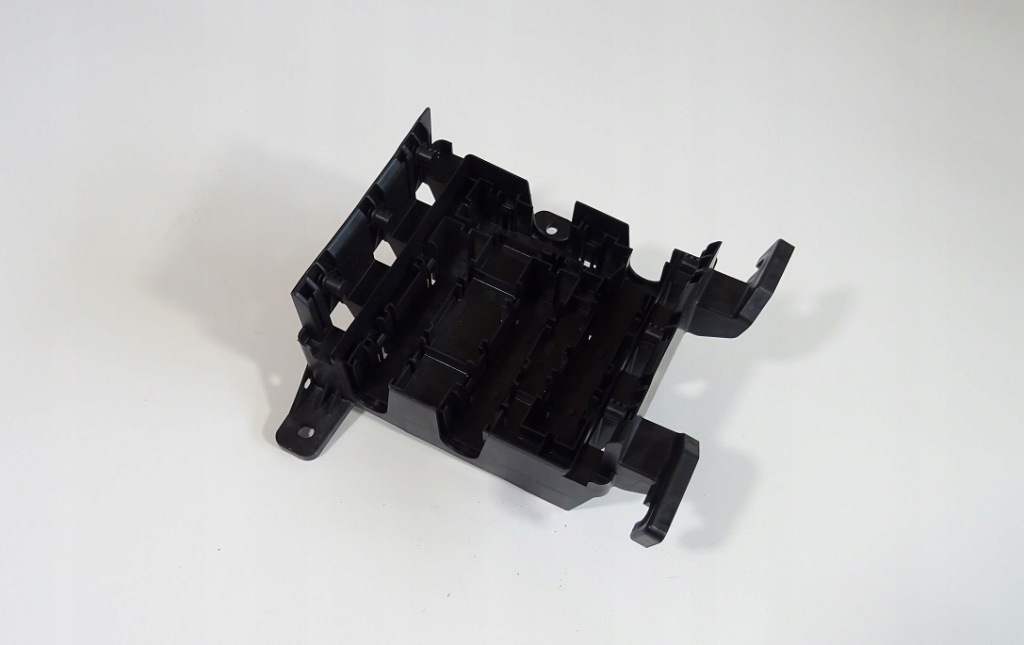 фото №1, 2016-2023 camaro основание баллончик коробка предохранителей