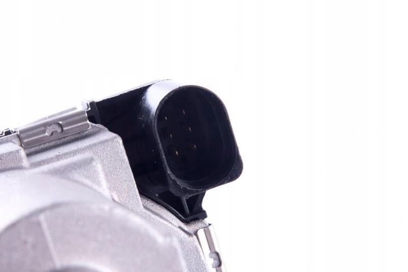 фото №3, Дроссельная заслонка воздуха do vw passat polo scirocco