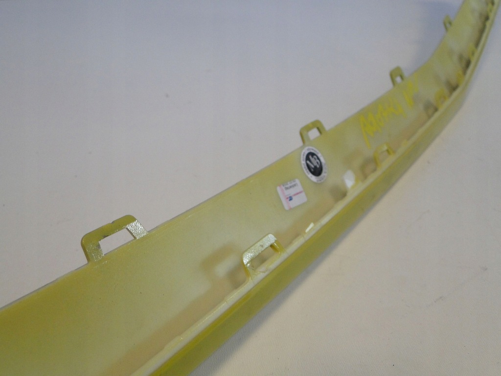 фото №10, Mercedes a klasa w177 177 молдинг нижняя жёлтая w бампер передний amg