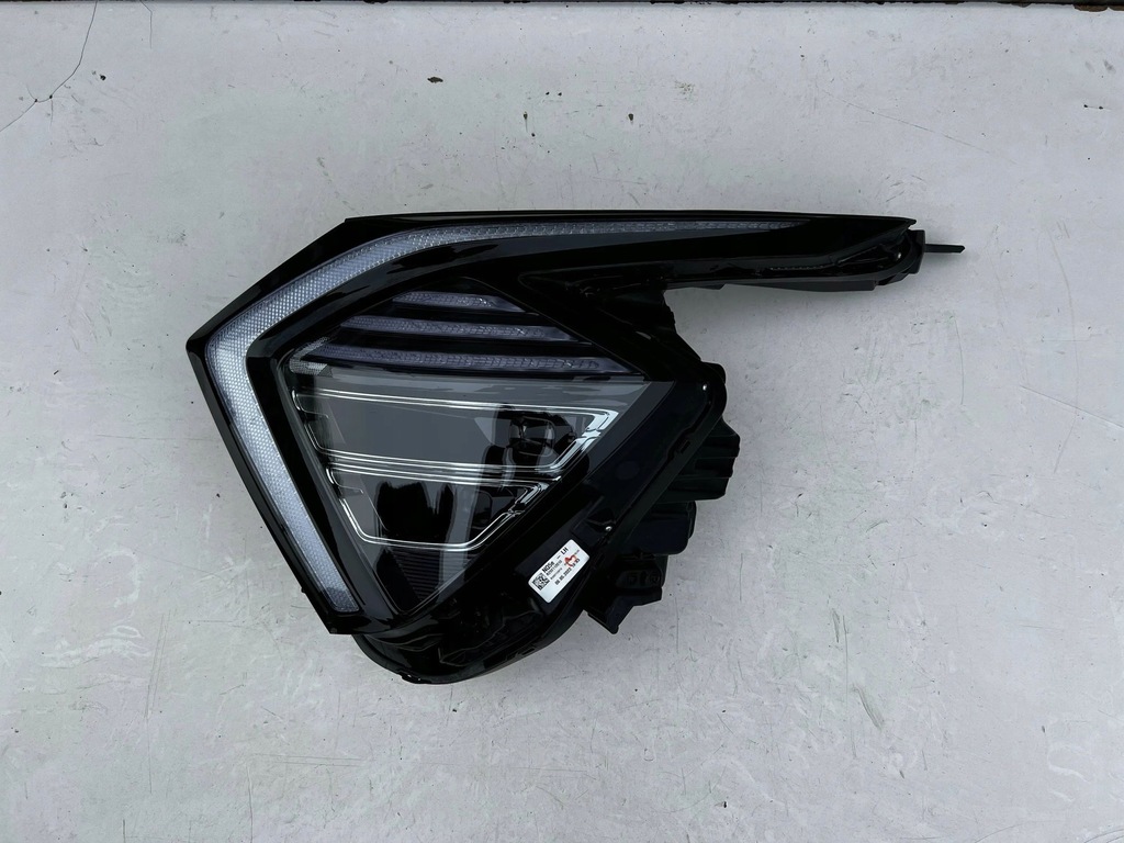 фото №1, Kia sportage v 20- лампа левая full led 92101r2000 комплектная