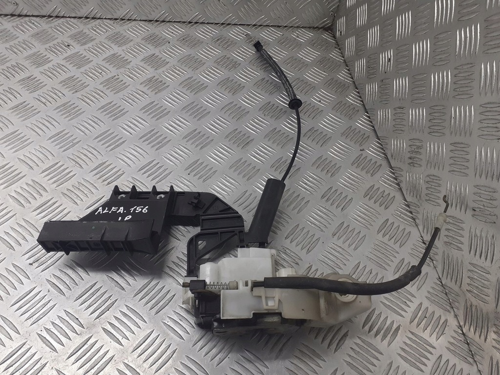 фото №2, Замок дверь левый перед alfa romeo 156 7pin