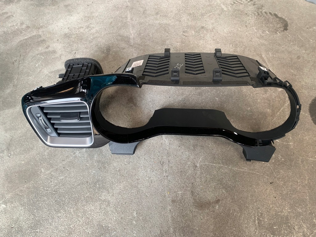 фото №1, Kia proceed iii рамка спидометра решётка обдув левая 84830-j7ab0