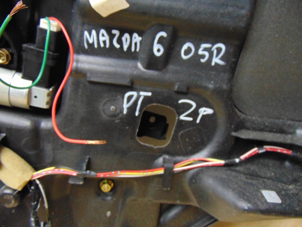 фото №8, Подъемник стекло правый задняя mazda 6 kombi 2005r