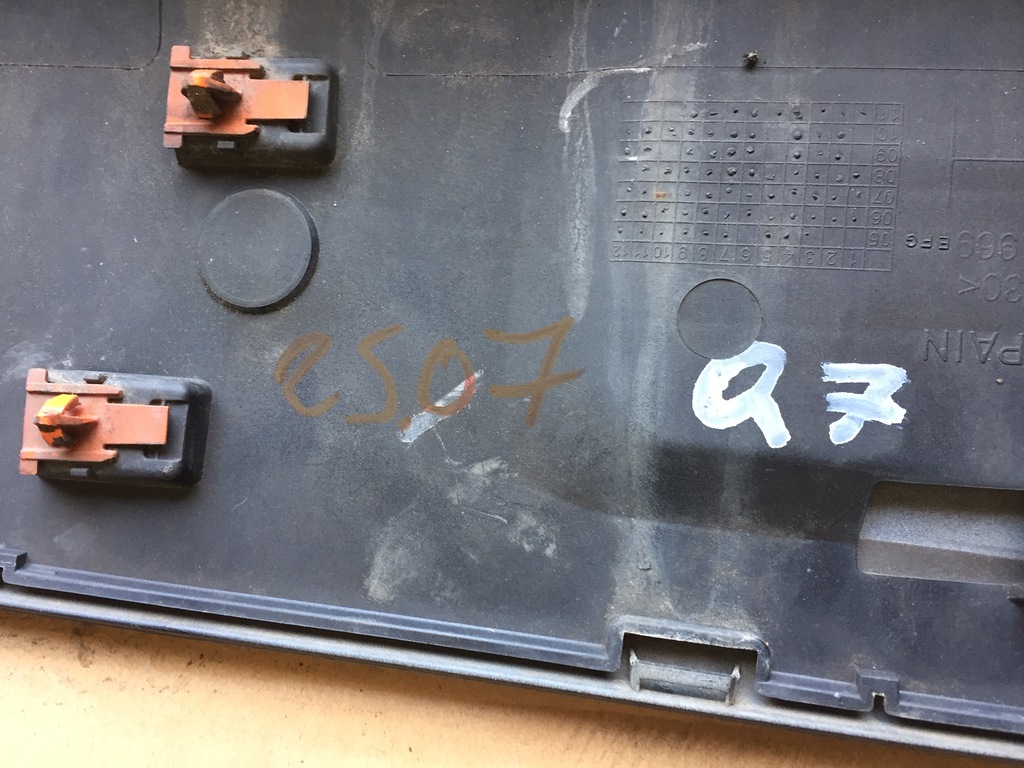 фото №12, Audi q7 4l lz9y молдинг нижняя дверь левый задняя задняя