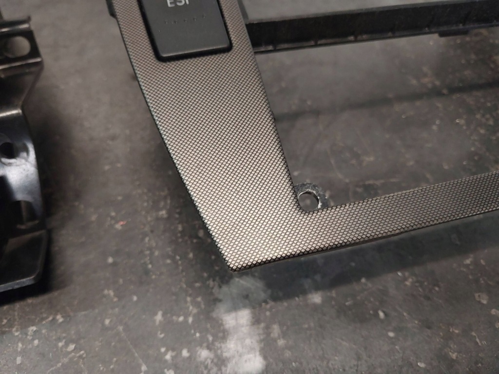 Рамка радіо панелі приладової панелі 2din volkswagen passat b5 3b0858069ba Зі Шроту