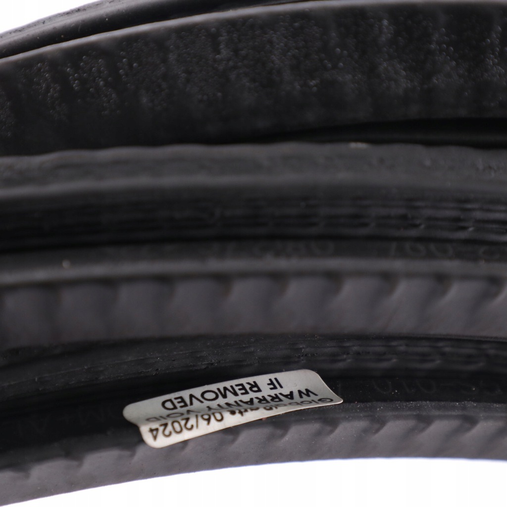 фото №10, Mercedes c118 прокладка дверь передних правая резиновый элемент a1186920600