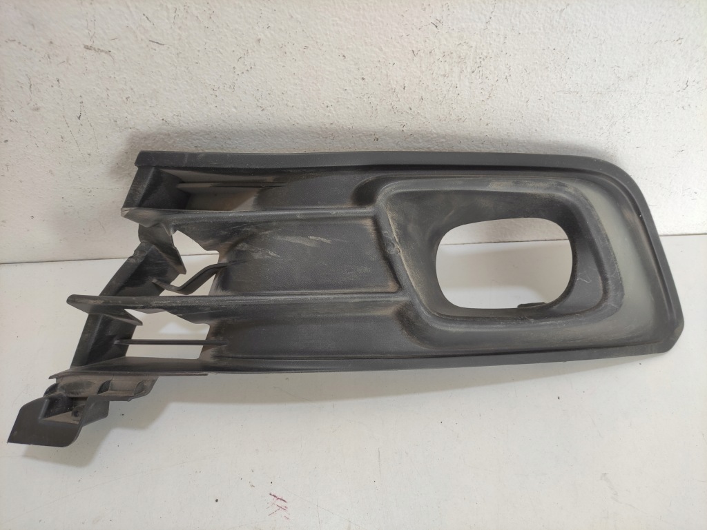 фото №1, Renault captur lift решётка перед левая 261a39427r