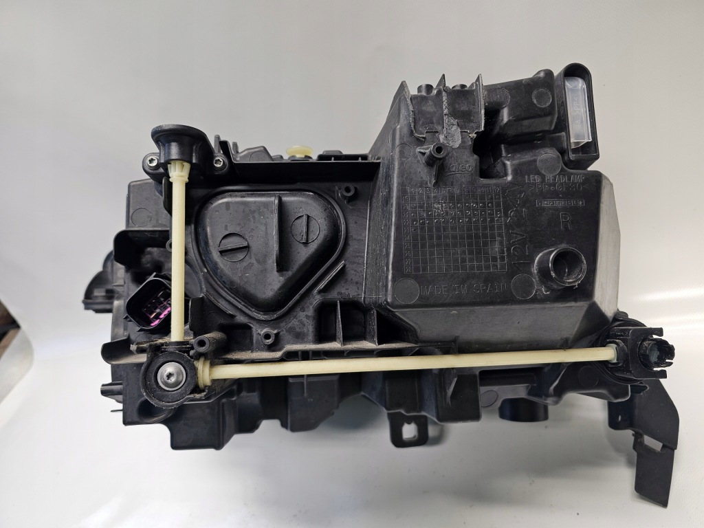 фото №13, Лампа audi q4 e-tron full led 89a e tron права правий перед europa