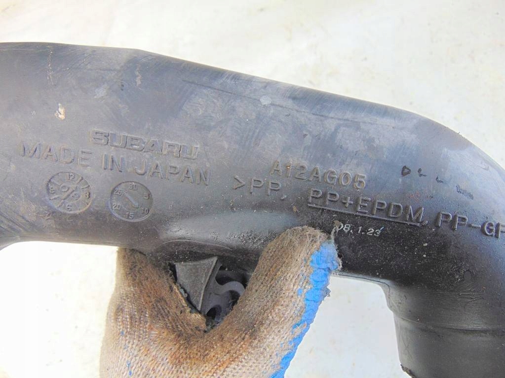 фото №5, Subaru legacy iv 2.0 td 08r труба шланг повітря