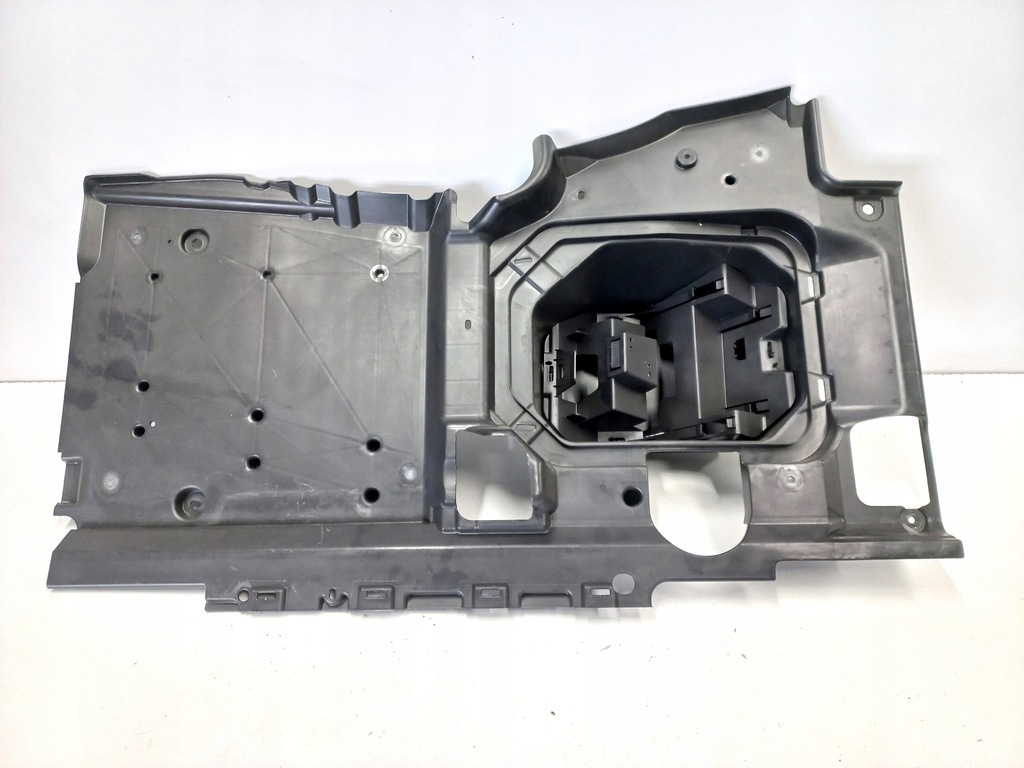 фото №1, Пол поддон багажника grand cherokee wk2 lift