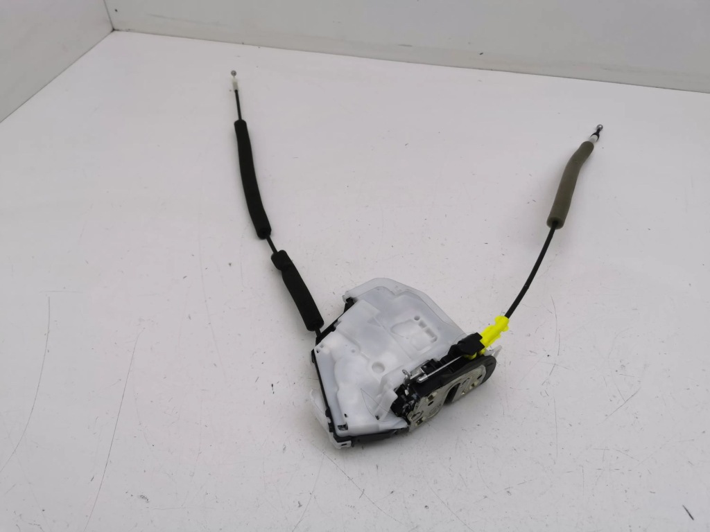 фото №1, Nissan juke ii f16 2023 левая сторона замки