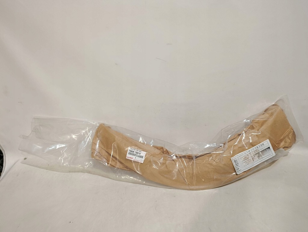 фото №8, Молдинг накладка крила задня задня ліва lexus nx 14- 75606-78010