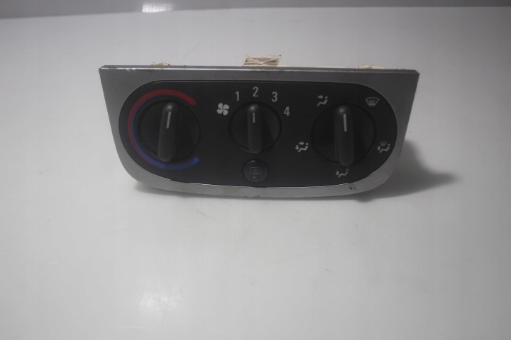 фото №1, Панель керування обдув opel corsa c