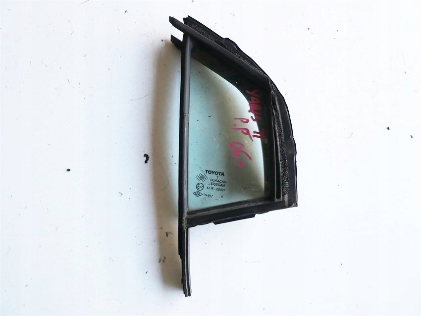 фото №1, Стекло передняя правая дверь toyota yaris ii 05-11r