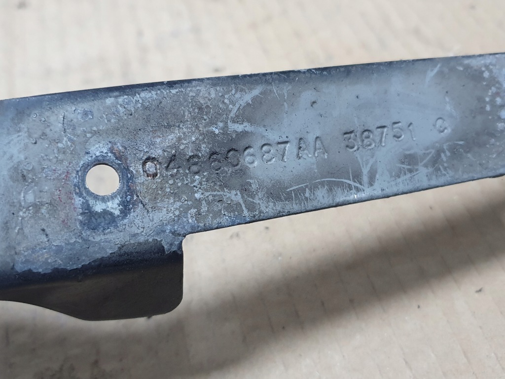 фото №2, Петля левый перед chrysler voyager