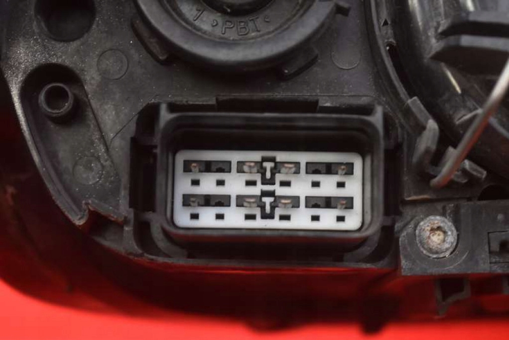 Фара лівий лампа перед лінза eu 1305235855 volvo v50 03-11 Недорого