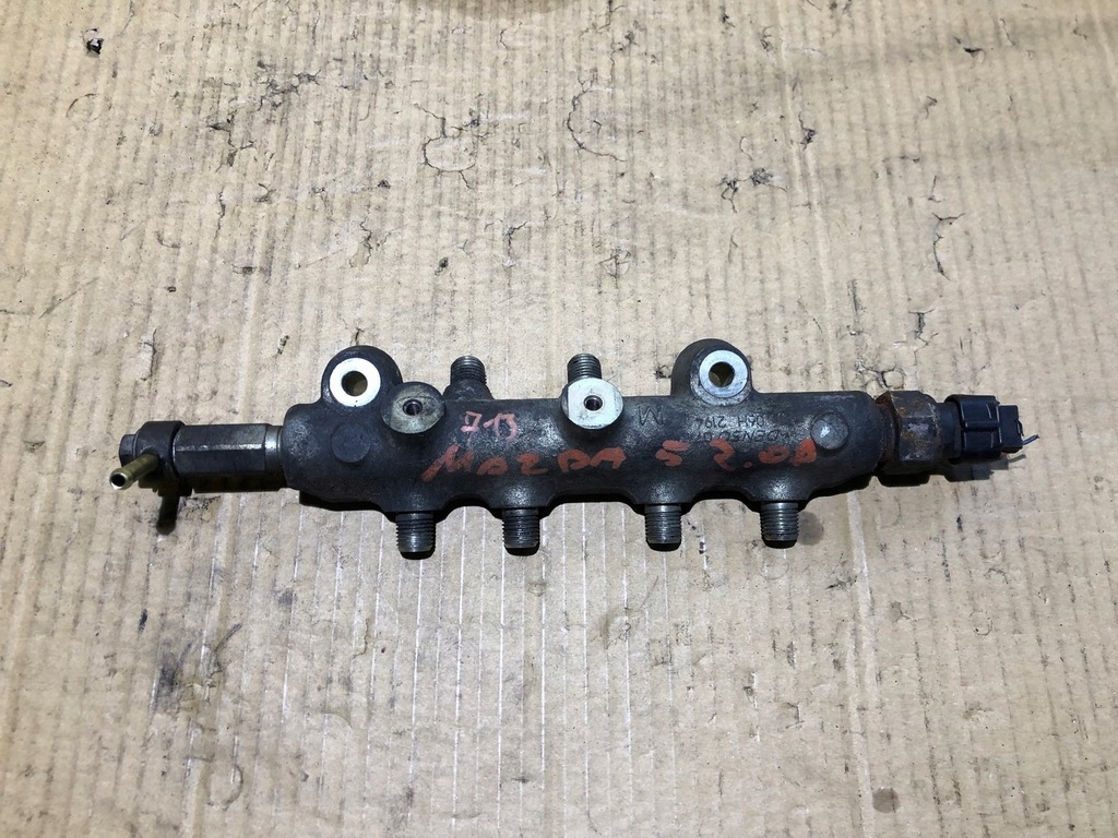 фото №1, Молдинг впрыскная mazda 5 2.0d