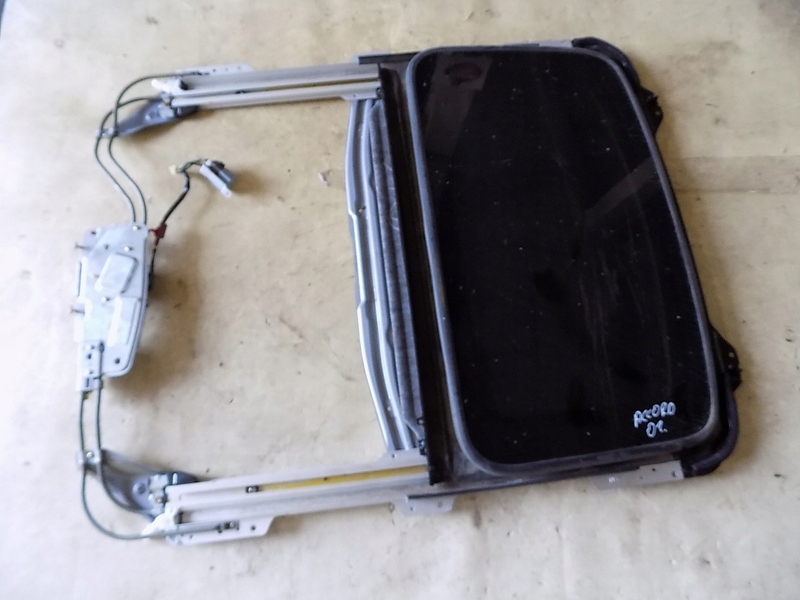 фото №1, Honda accord vi 01r люк