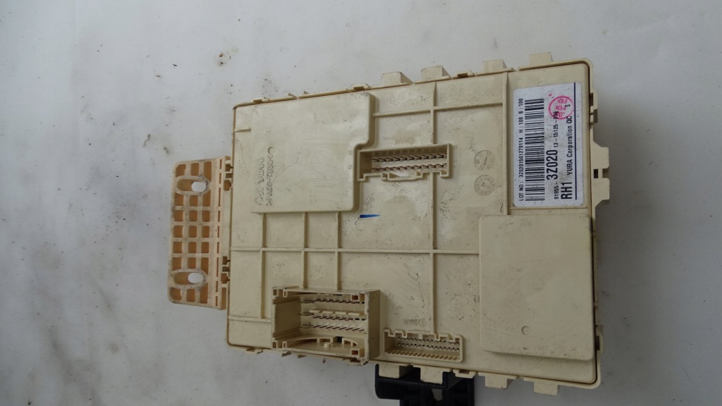 фото №3, Hyundai i40 коробка запобіжників 1.7 crdi lift